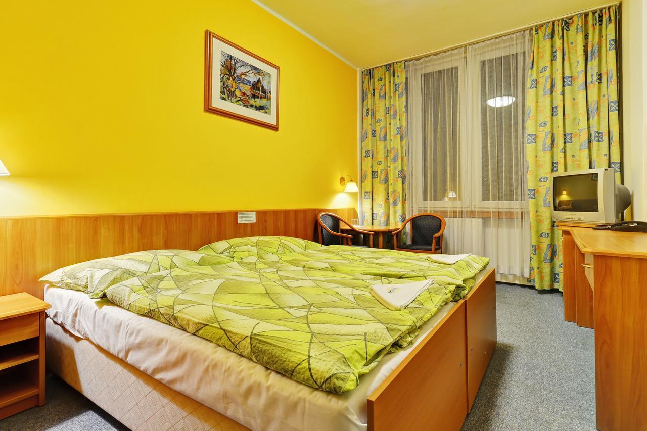 Hotel Slunce Havlíčkův Brod Exterior foto